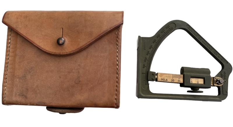 US WW2 Machinegun Clinometer in Pouch