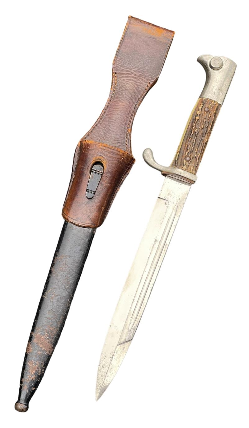 Wehrmacht/Luftwaffe Dress Bayonet with Deer Horn Grips