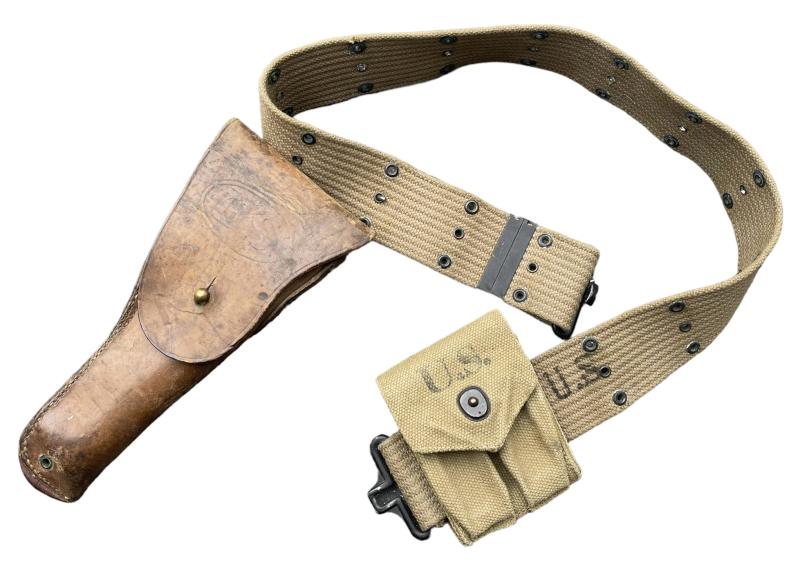 US WW2 Pistol Belt with M1911 Holster and Magazine Pouch