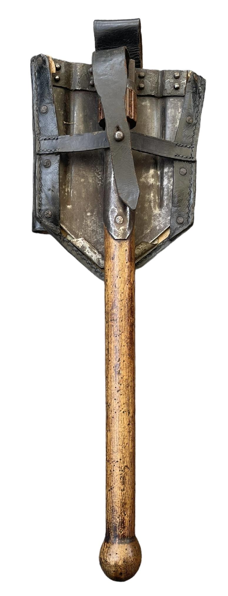 Wehrmacht second model Folding Shovel in Cover