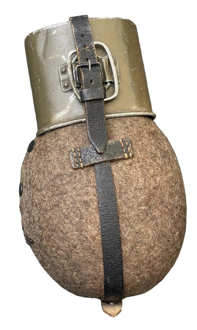 Wehrmacht M31 Canteen