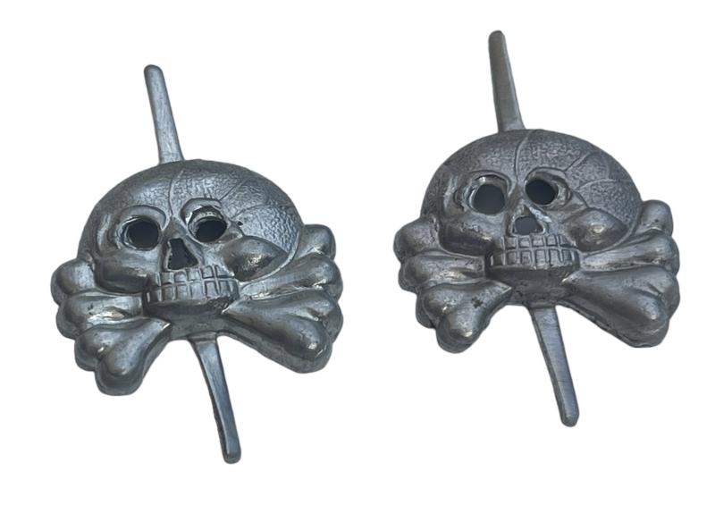 Wehrmacht Panzer Collar Tab Skulls