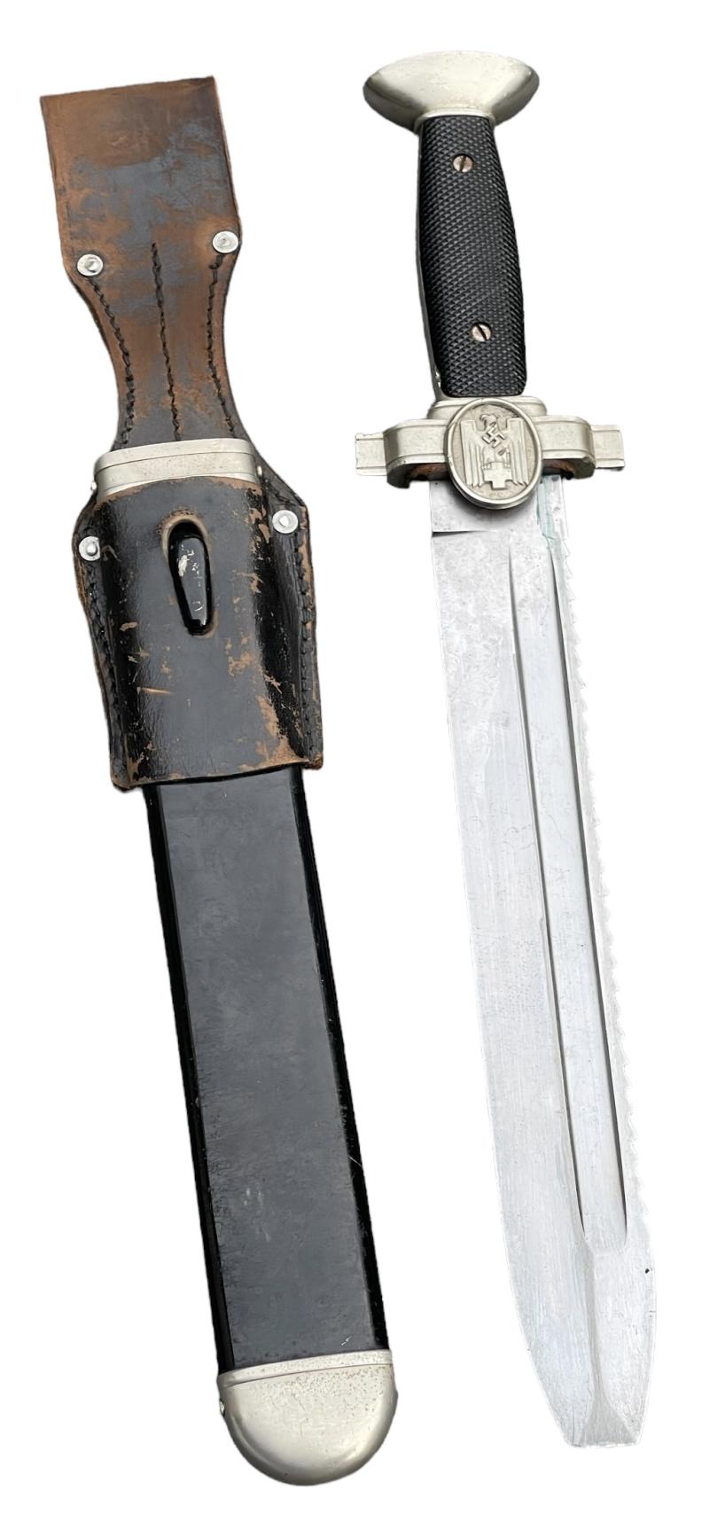 DRK dagger Deutsches Rotes Kreutz