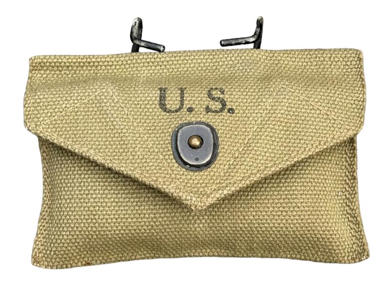 US WW2 First Aid Kit in Pouch