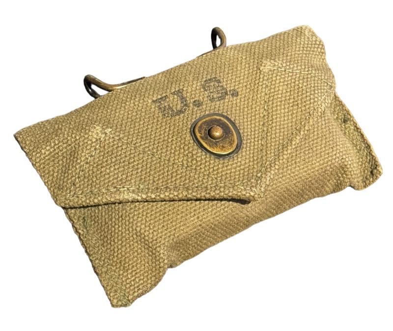 US WW2 First Aid Kit in Pouch