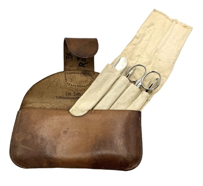 Wehrmacht Medic (Sanitäter) Medical tools in Pouch