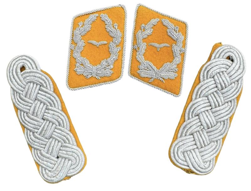 Luftwaffe Officers Collar Tabs and Shoulder Boards