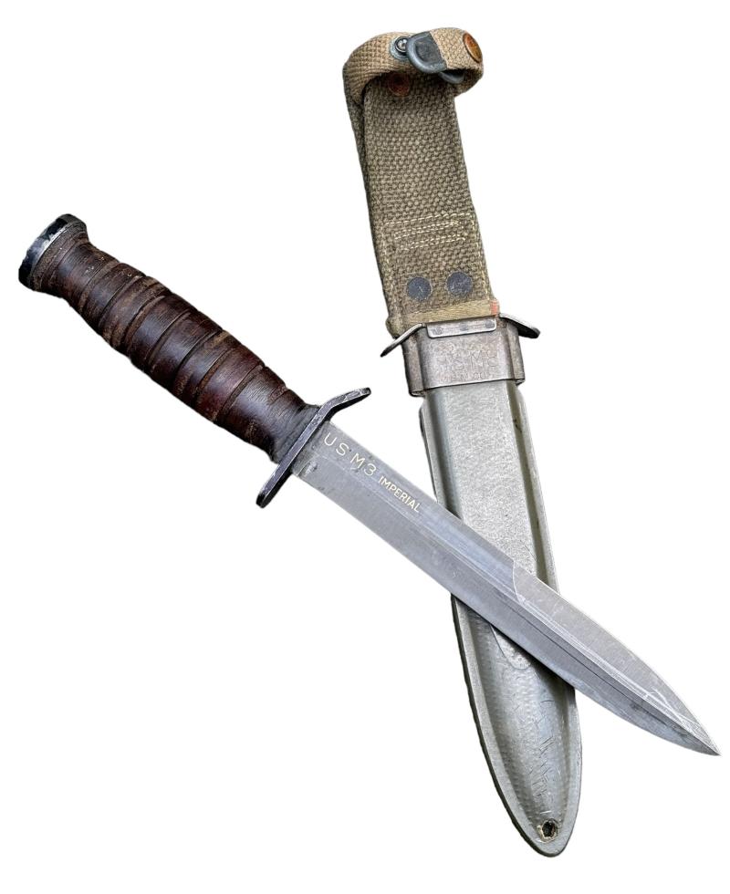 US WW2 2nd Model M3 Combat Knife in US WW2 M8 Scabbard