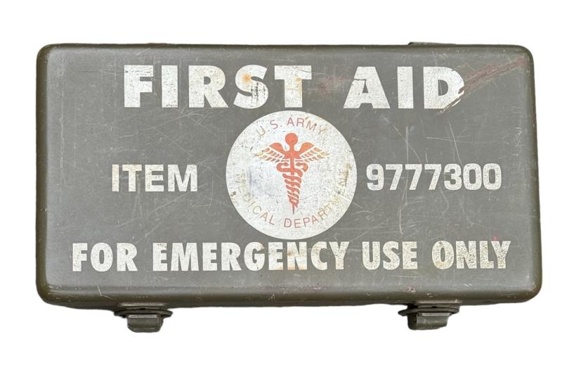 US WW2 Vehicle Emergency Medical Box