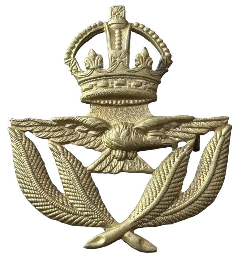 British WW2 RAF Visor Cap Badge