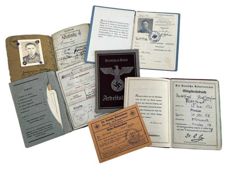 Wehrmacht (Soldbuch) Document Grouping