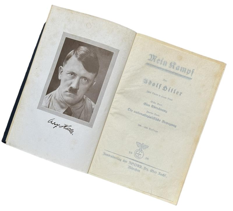 Adolf Hitlers Mein Kampf as present