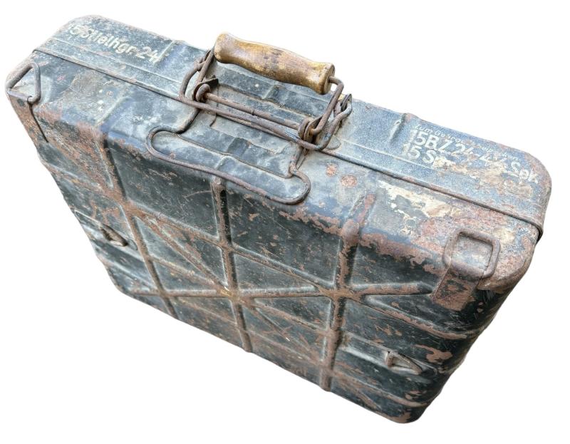 Wehrmacht M27 Stick Grenade Transport Case