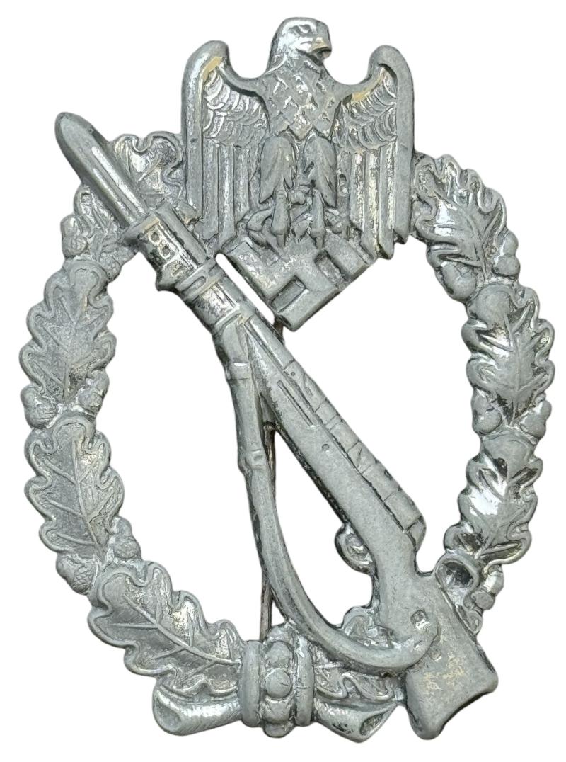 Infantry Assault Badge (IAB) Infanterie Sturm Abzeichen in Silver.