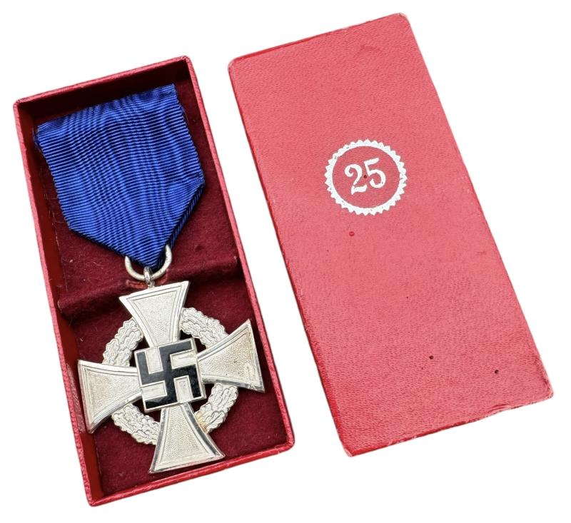 25 Years Loyal Service Medal