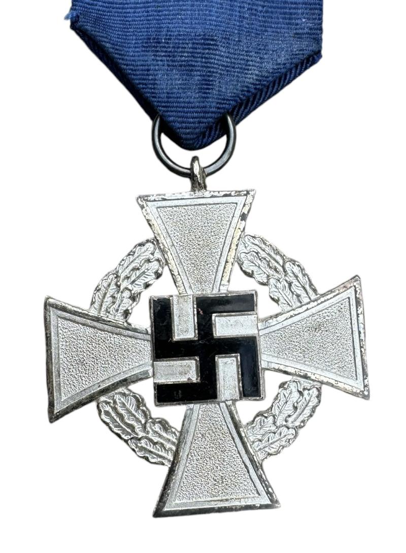 25 Years Loyal Service Medal