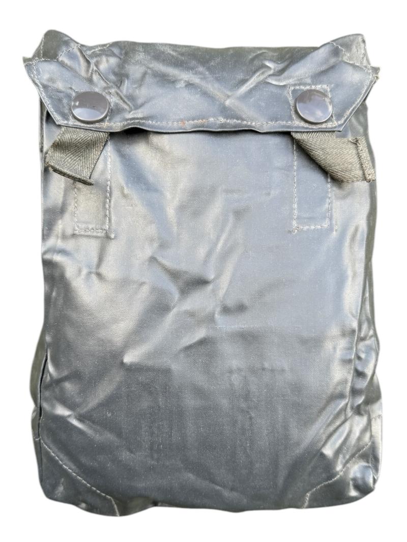 Wehrmacht rubberized Gascape Pouch