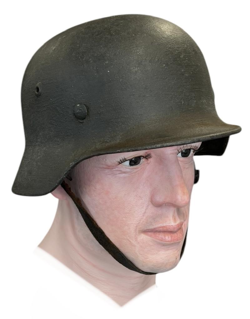 Wehrmacht M40 Helmet with rough structure camo Paint