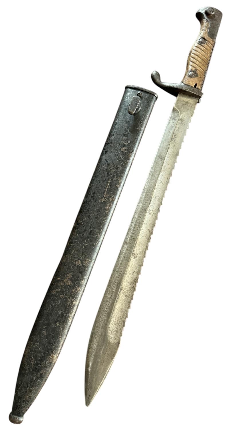 German WW1 Imperial Sawback Butcher Knife Bayonet