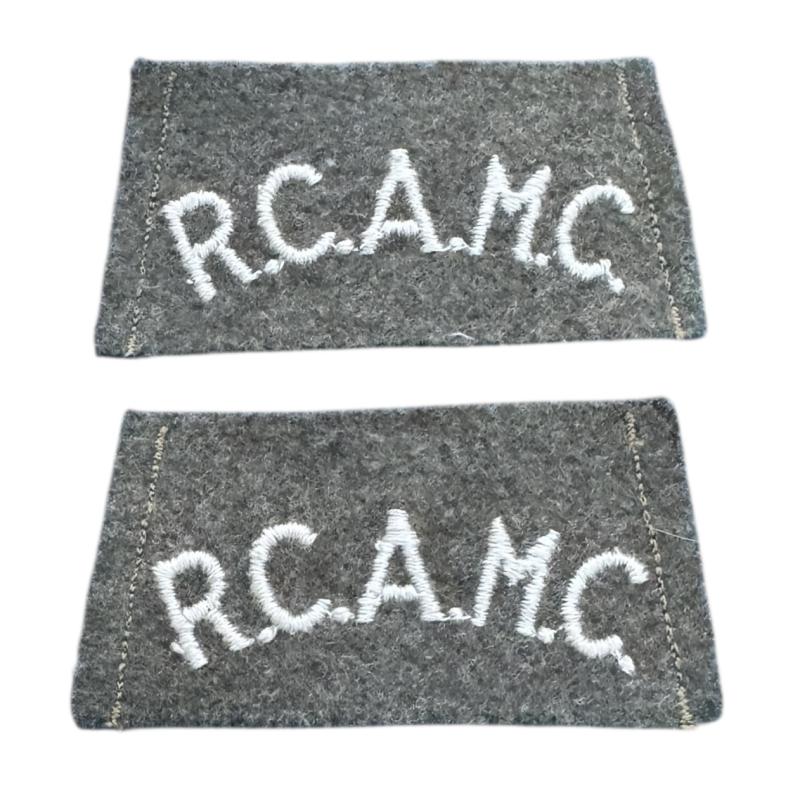 Canadian WW2 slip-on Shoulder Titles