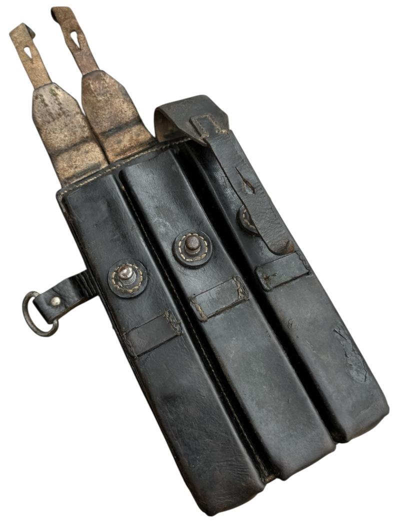 Wehrmacht leather MP38/40 Magazine Pouch
