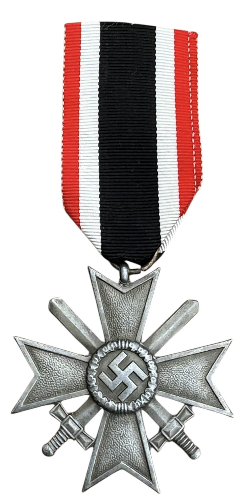 Kriegs Verdienste Kreutz (War Merrits Cross) 1939 with Swords