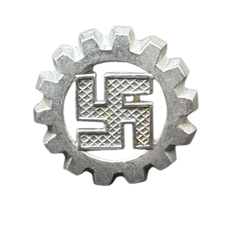 Deutsches Arbeids Front Cap Badge