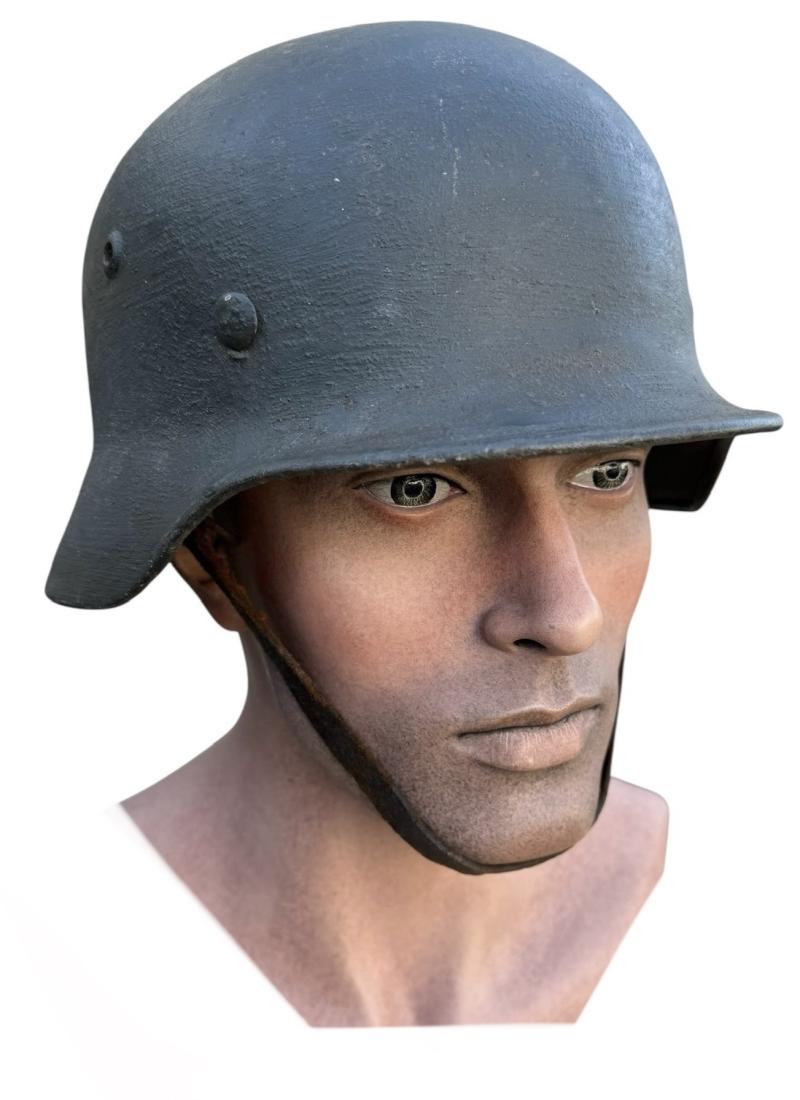 Wehrmacht M40 Helmet with rough structure camo Paint