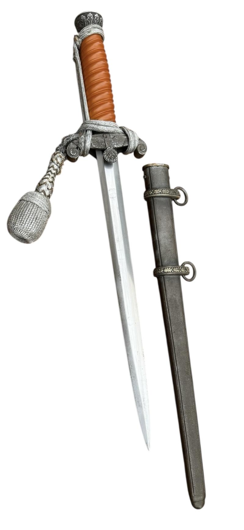 Wehrmacht Officers Dagger with Porte Pé