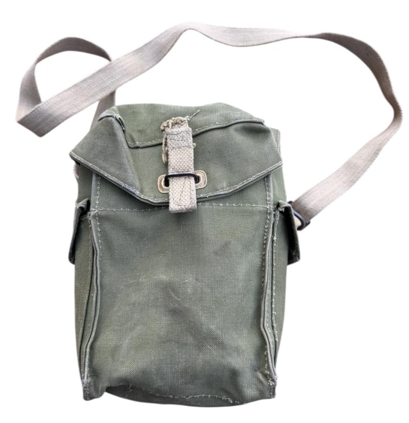 British WW2 Assault Gasmask