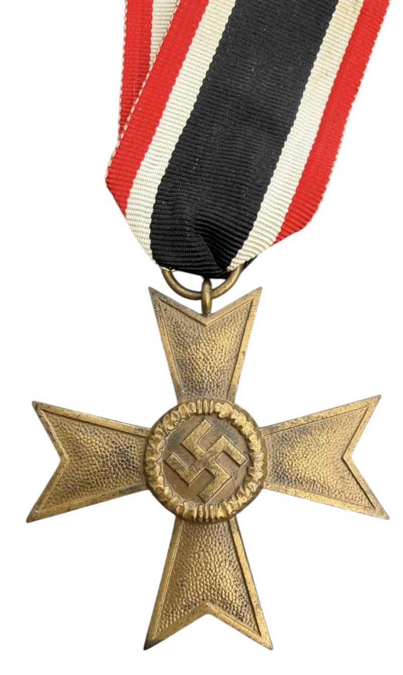 Kriegs Verdienste Kreutz (War Merrits Cross) 1939 without Swords