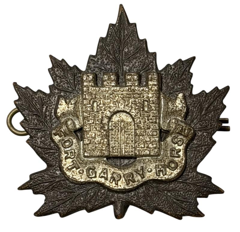 Canadian WW2 metal Cap Badge  Canada