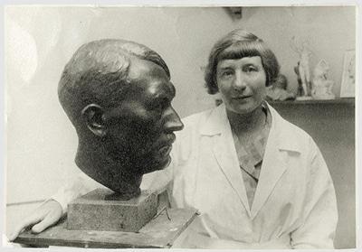 US WW2 Veteran War Trophy Adolf Hitler Buste