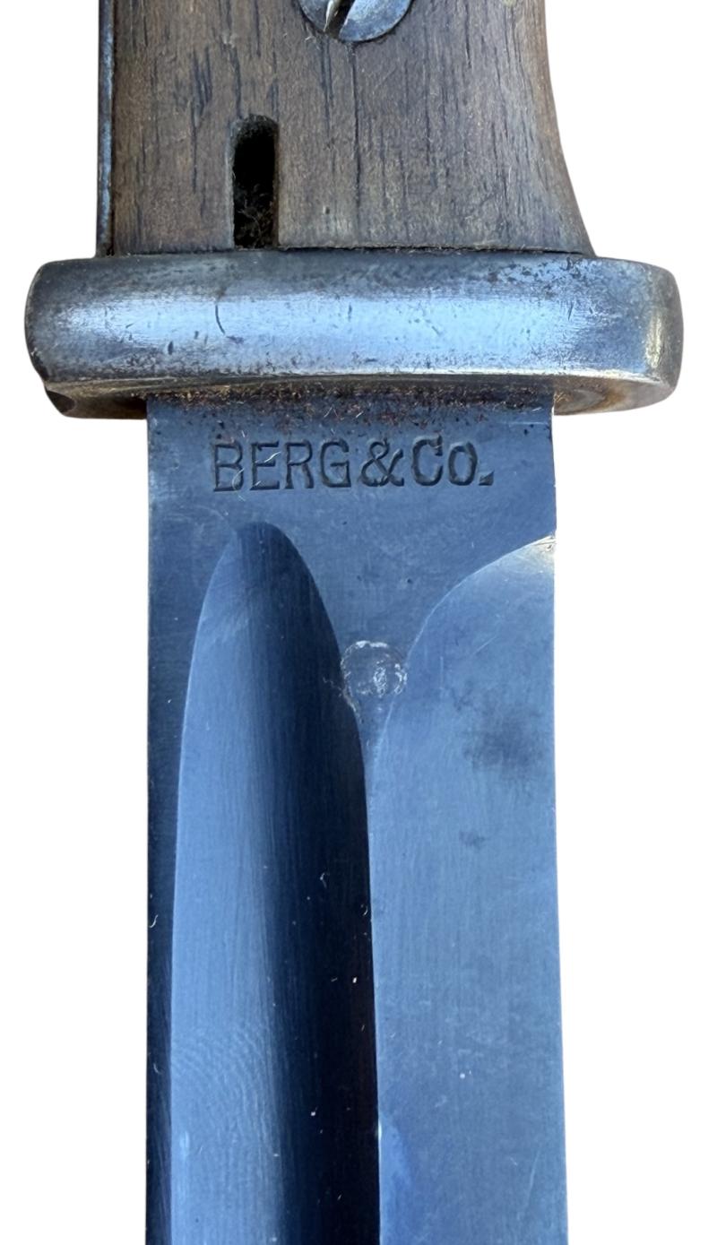 K98 Bayonet with leather Frog
