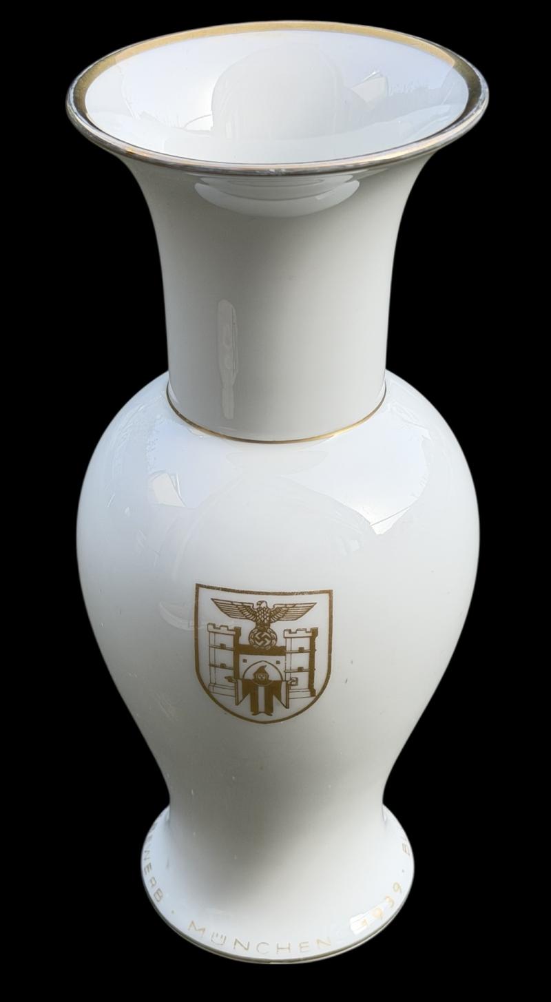 Vase for Flower decoration competition by Rosenthal München 1939