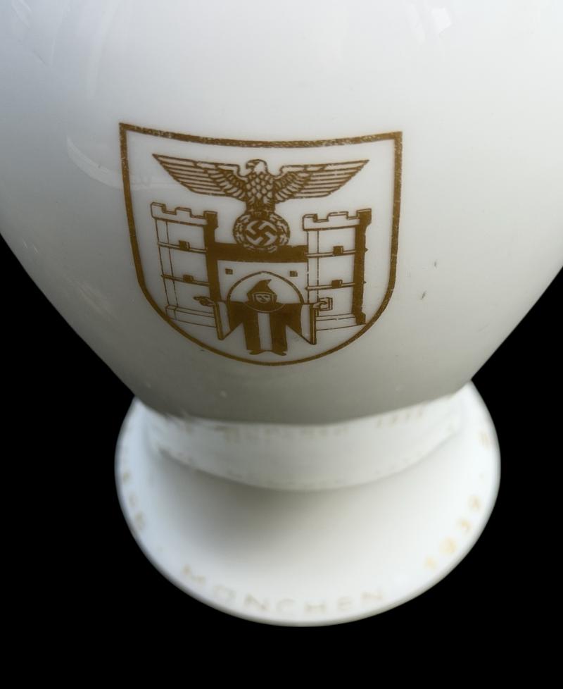 Vase for Flower decoration competition by Rosenthal München 1939