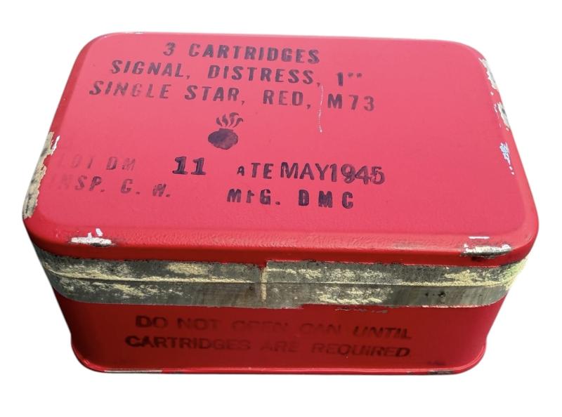 US WW2 Metal Flare Tin with 3 (Empty) Red Signal Flares
