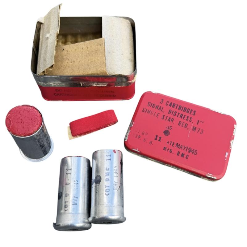 US WW2 Metal Flare Tin with 3 (Empty) Red Signal Flares