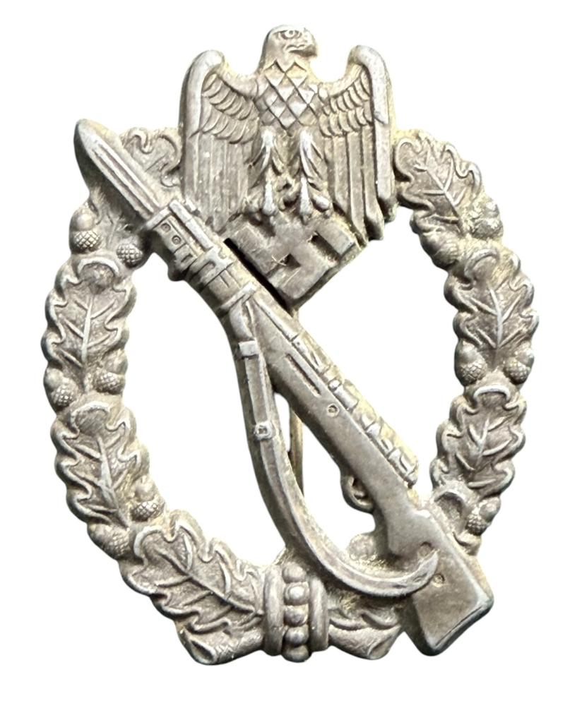 Infantry Assault Badge (IAB) Infanterie Sturm Abzeichen in Silver.