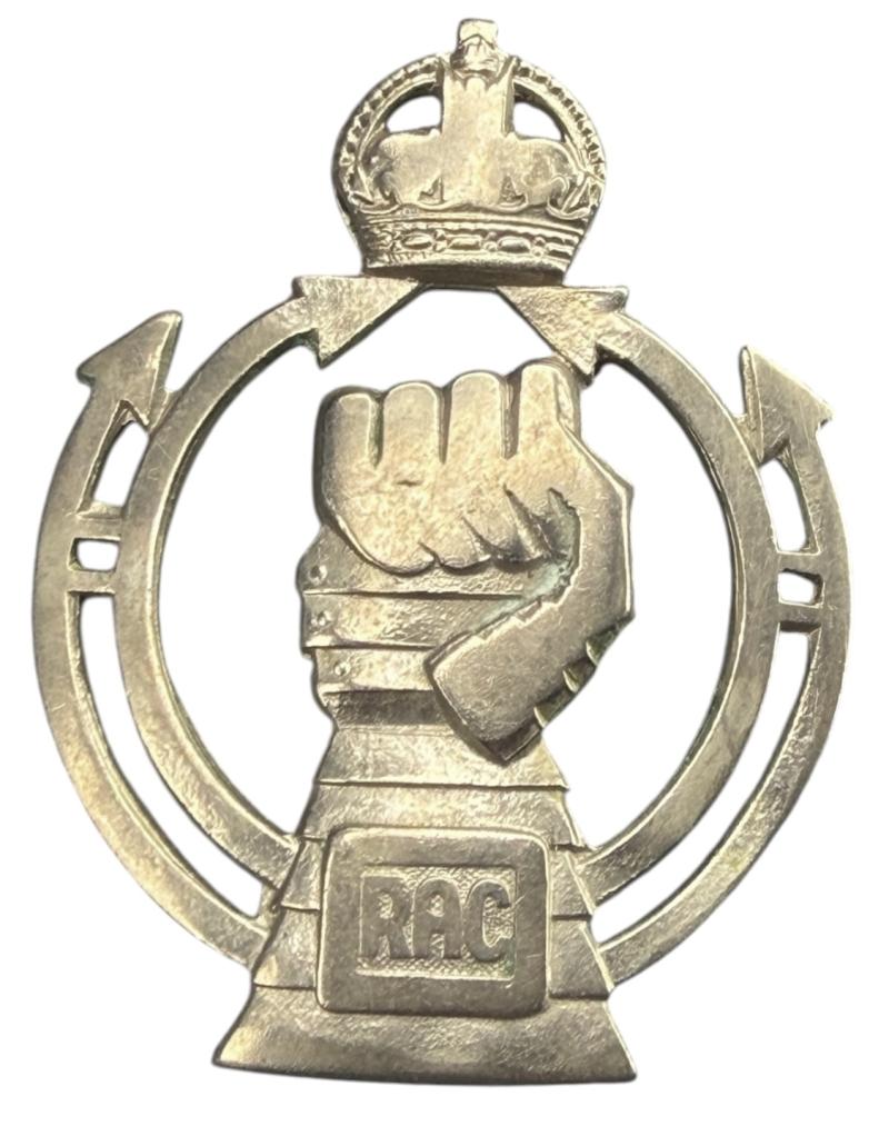British WW2 RAC Royal Armoured Corps Cap Badge