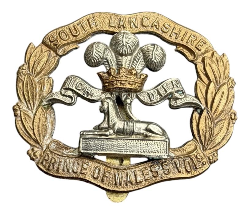 British WWI/WW2 South Lancashire Egypt Prince Of Whales Volunteer Cap Badge