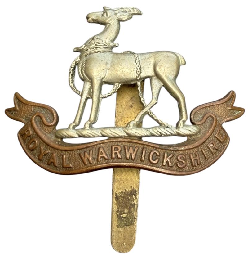 British WW2 Royal Warwickshire Regiment Cap Badge