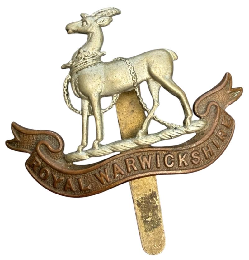 British WW2 Royal Warwickshire Regiment Cap Badge