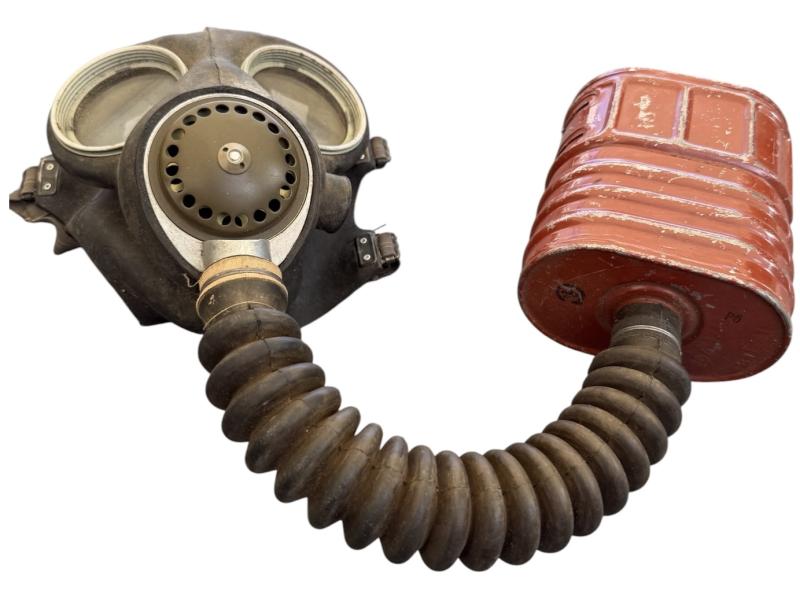 Canadian WW2 Gasmask