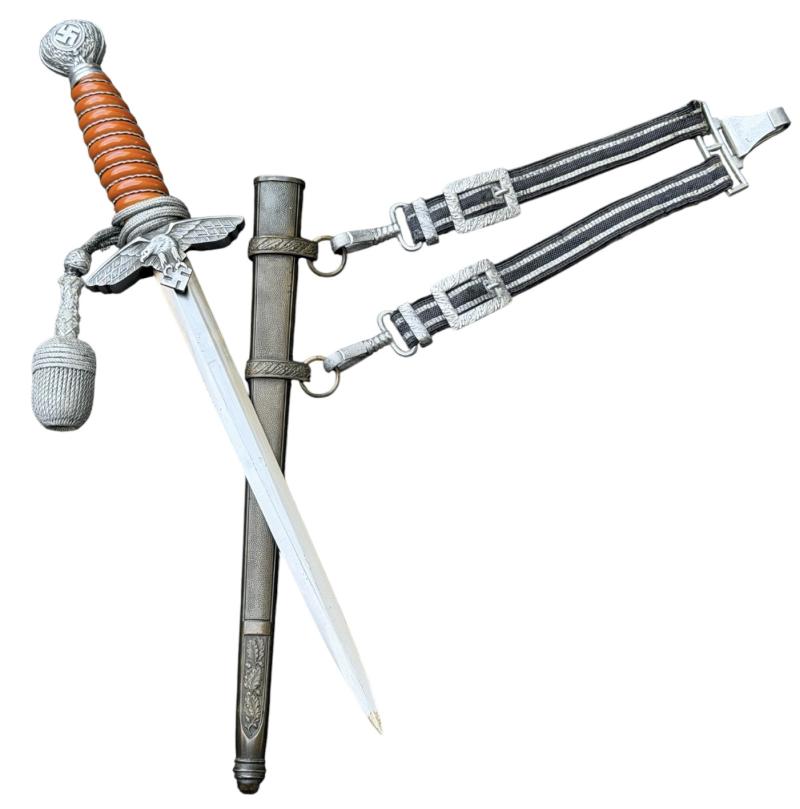 Luftwaffe Officers Dagger with Porte Pé and Hangers