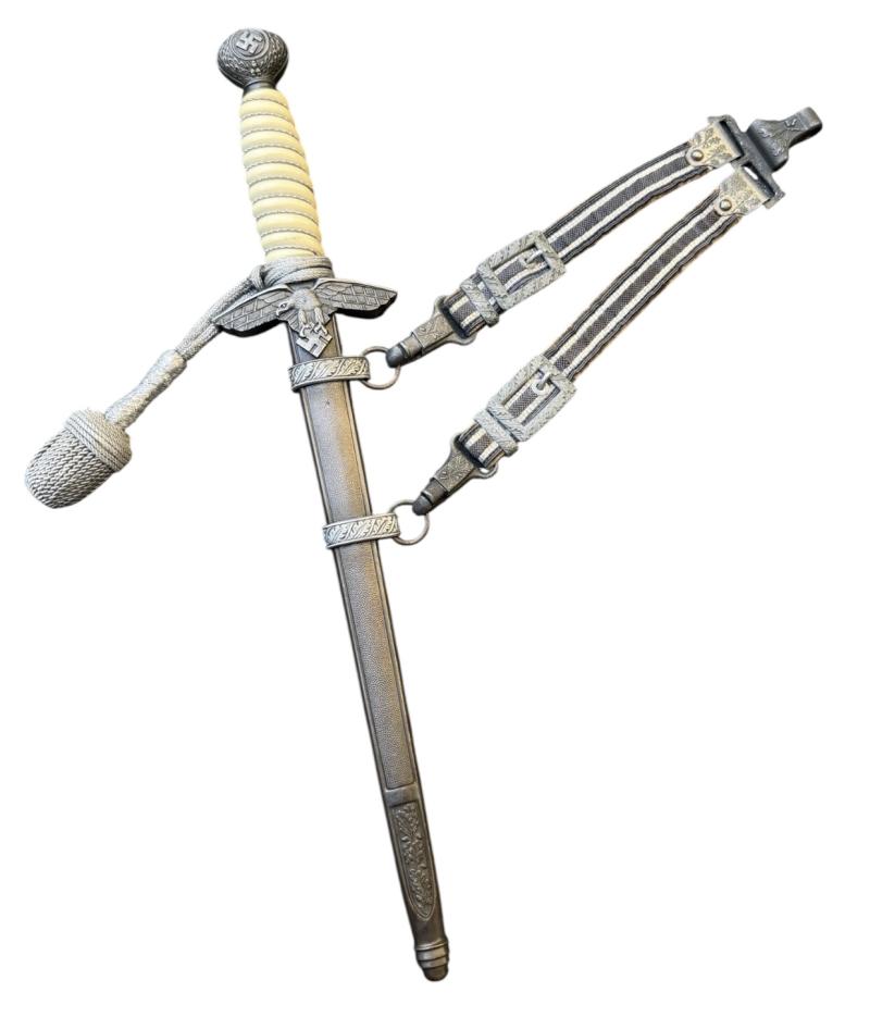 Luftwaffe Officers Dagger with Porte Pé and Hangers