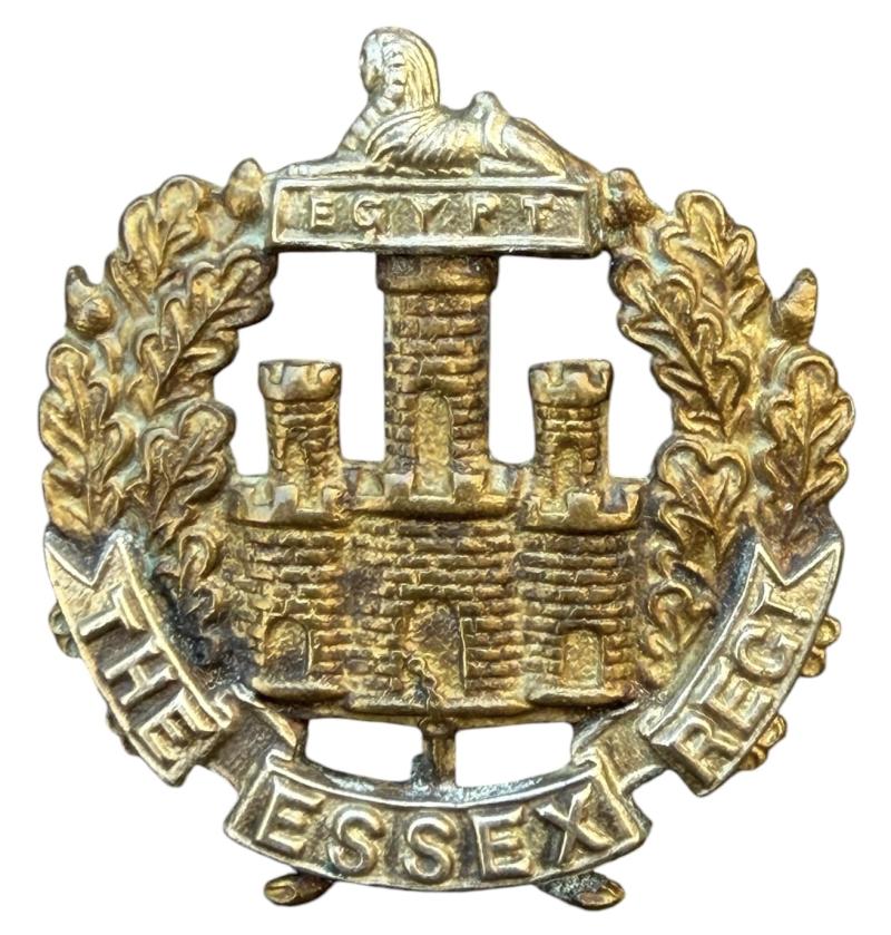 British WW2 The Essex Regiment Cap Badge