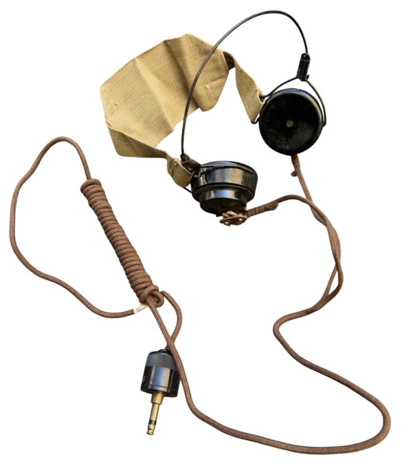 British WW2 Signal Corps Headphone Set