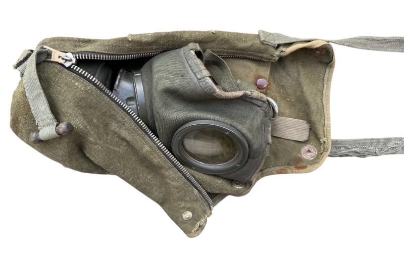 Fallschirmjäger Gasmask Carrying Bag