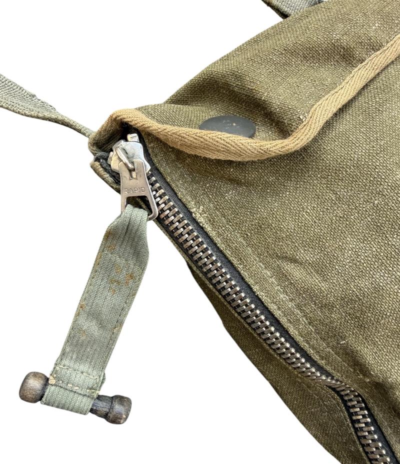 Fallschirmjäger Gasmask Carrying Bag